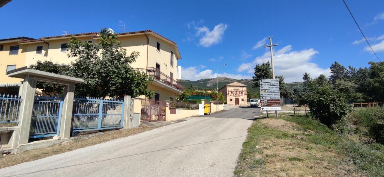Complesso Turistico Aurora - Appartamenti Poggio Picenze المظهر الخارجي الصورة