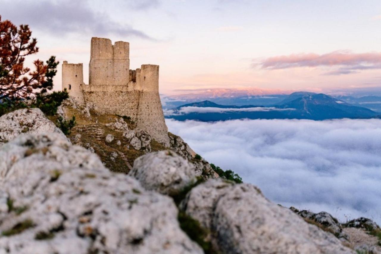 Complesso Turistico Aurora - Appartamenti Poggio Picenze المظهر الخارجي الصورة